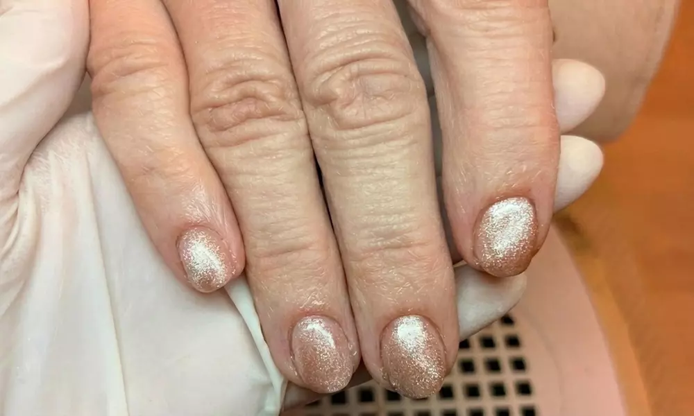1 o 2 sesiones de manicura Shellac/de gel y de pedicura clásica
