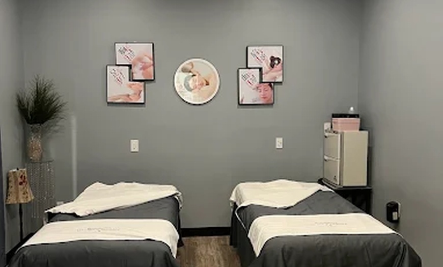 Image 3: 60-Min Combo Massage or 60 or 90-Min Swedish Body Massage Package