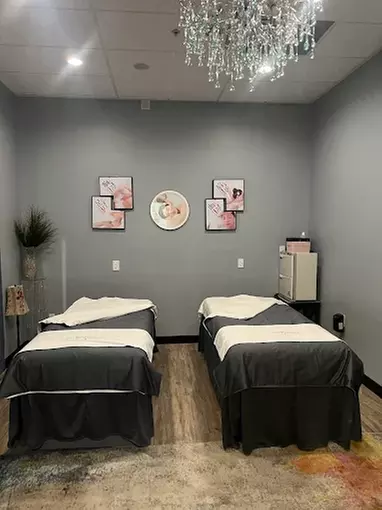 60-Min Combo Massage or 60 or 90-Min Swedish Body Massage Package