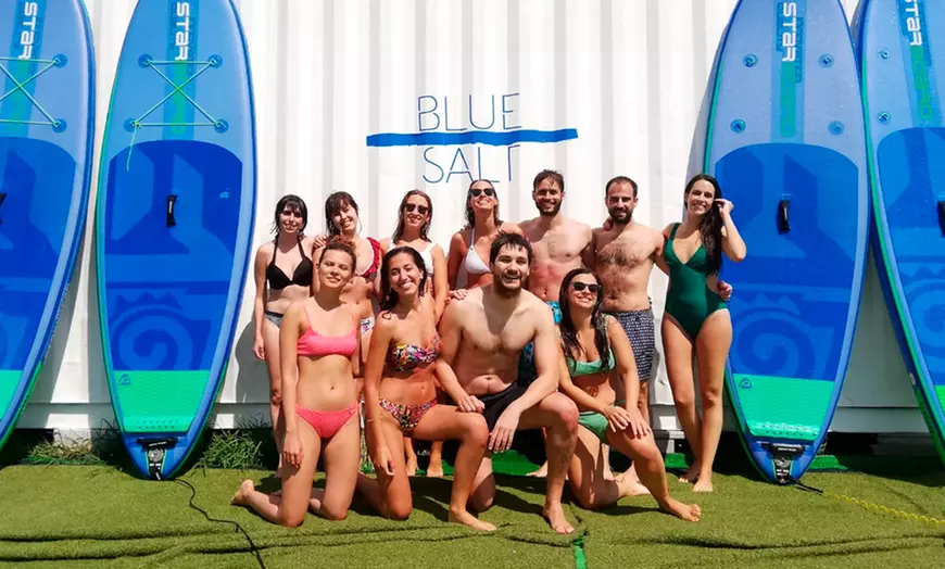 Image 2: Amanecer, atardecer o bautizo en paddlesurf con instructor para 1 o 2