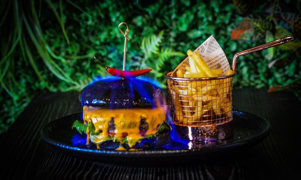 Dine Your Way – Spend AED 200, 300, 500, or 1000 on Food & Beverages