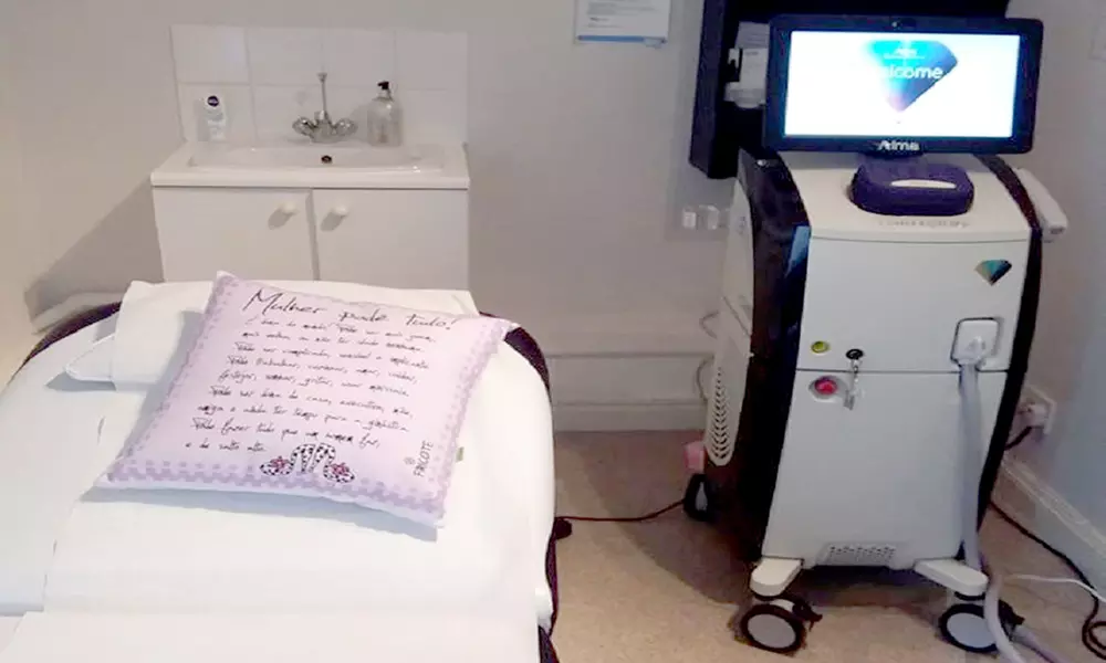 Stomach Skin Tightening Treatment at PureSkin Laser and Beauty - Primary Image