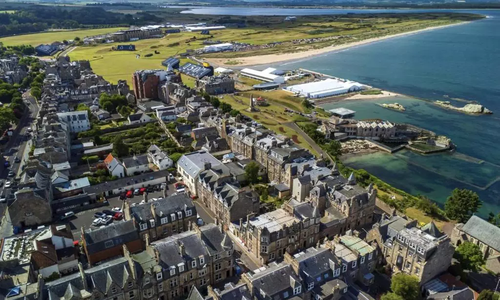 Fife: 1-3 Nights Stay with Prosecco and Late Checkout