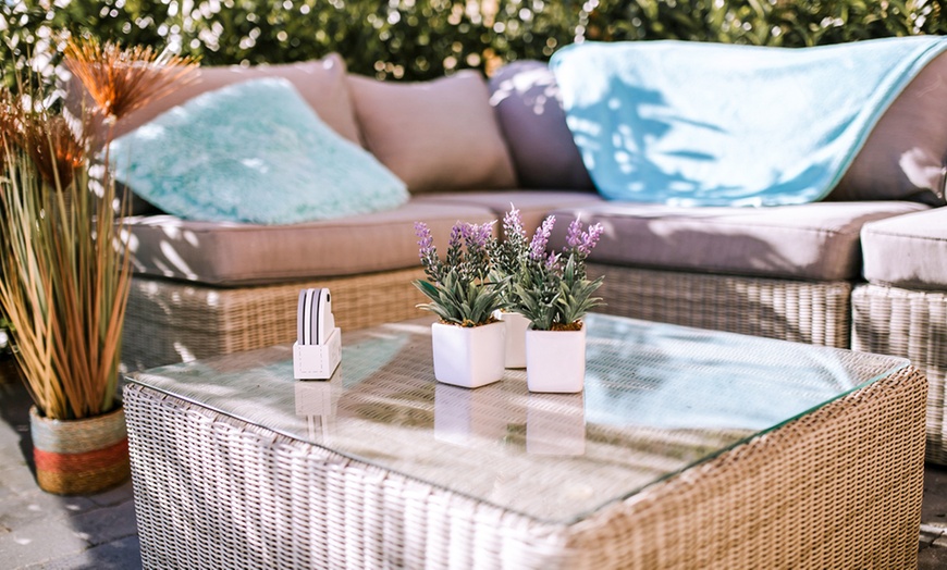 Image 1: Helemaal zen in een nieuwe wellnessparel: privé-arrangement voor twee