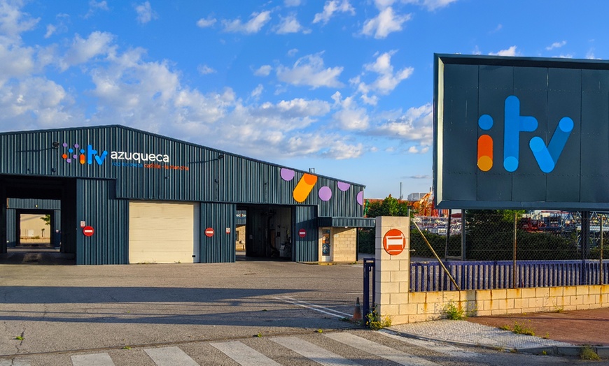 Image 1: ITV con tasas incluidas y sin cita previa para vehículo o motocicleta