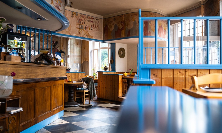 Image 2: 3-Gänge-Menü mit Kykladen-Platte, Vorspeise & Dessert für 2-4 Personen