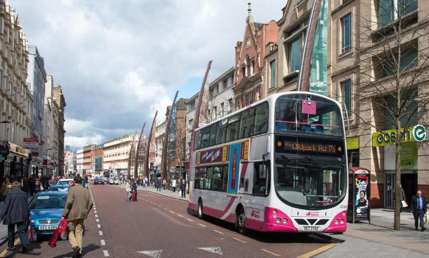 Image 11: Belfast: 4* Double or Twin Room with Breakfast