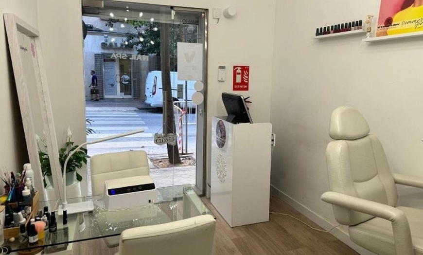 Image 9: Limpieza facial con tratamientos adicionales en opción para 1 persona 