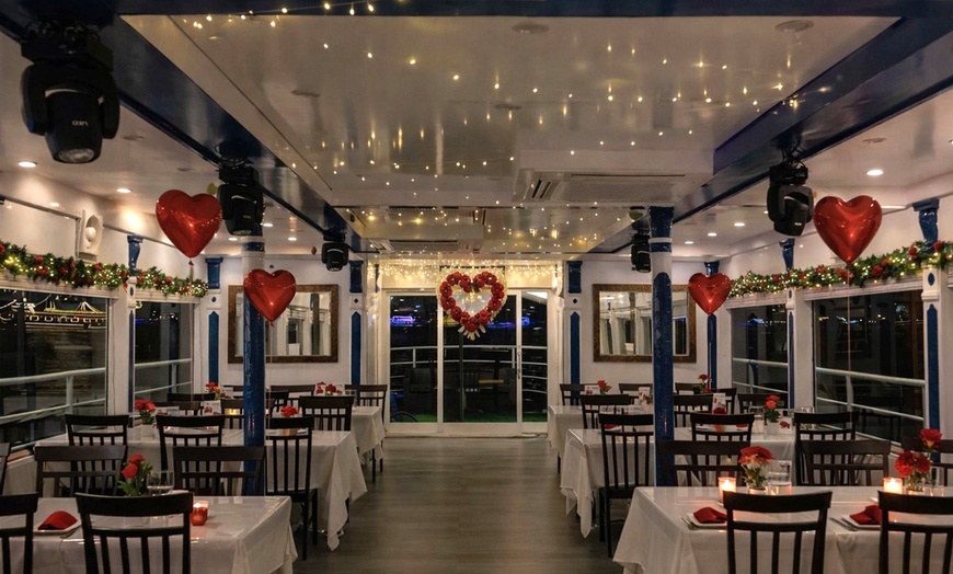 Image 2: Valentine’s Day Candlelight Dinner Cruise For Couples – Al Seef