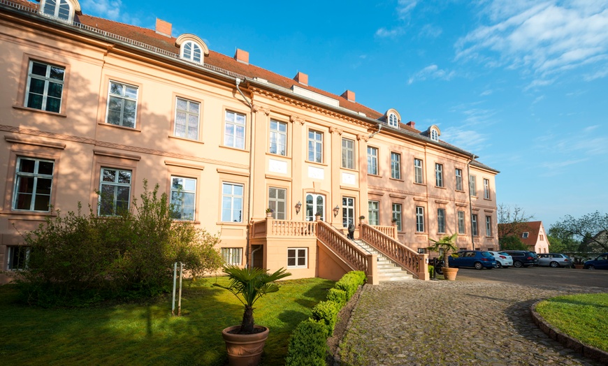 Image 3: Brandenburg: Doppelzimmer mit Frühstück und Wellness