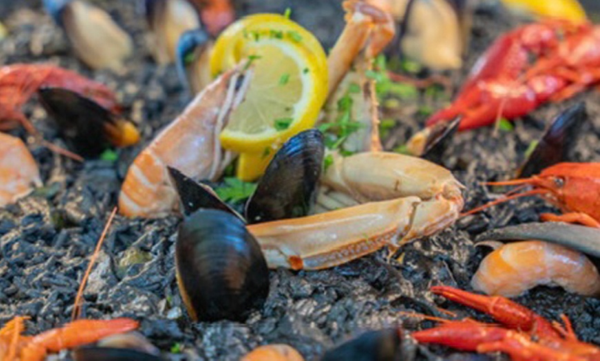 Image 24: Buffet libre para 2 o 4 válido entre semana o fin de semana y festivos