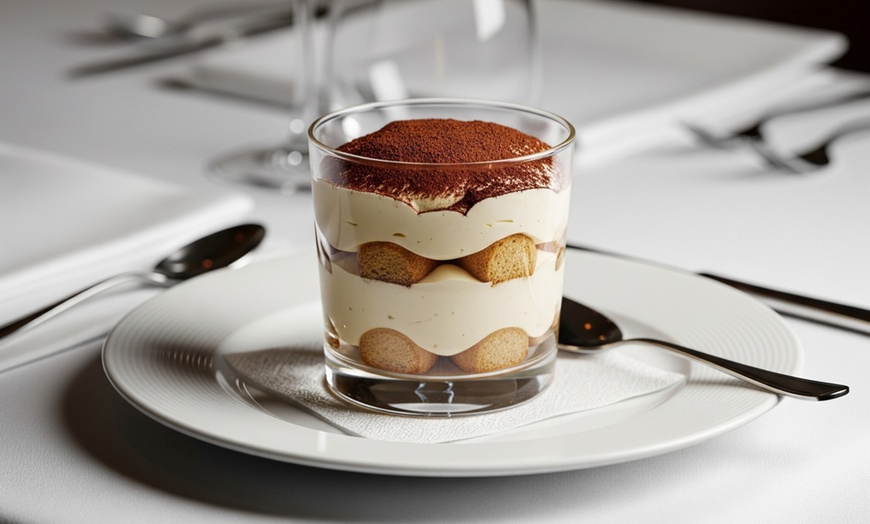 Image 2: Italienisches Elbphilharmonie-Dinner in 3 Gänge mit Aperitif