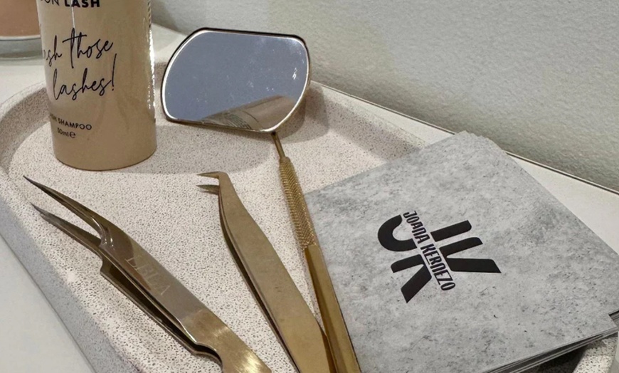 Image 7: A Choice of Classic Lashes or Lash Lift Or Brow Lamination