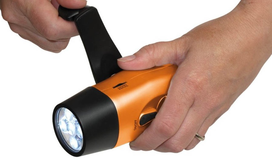 Image 2: RAC Wind Up Bright LED Torch