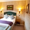 Image 5: Charming Warwickshire: 1 Night w/ Breakfast, Prosecco & Late Checkout