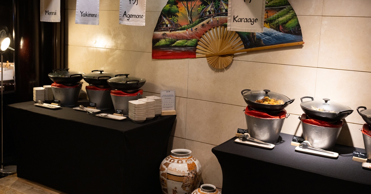 Ignite Your Weekend: 5* Friday Enter The Dragon Asian Fusion Night Ignite Your Weekend: 5* Friday Enter The Dragon Asian Fusion Night