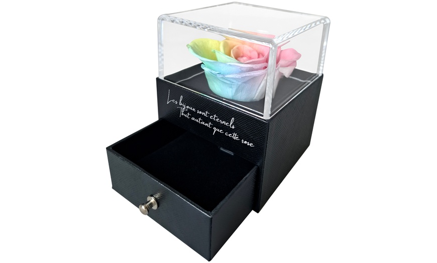 Image 2: Boîte à bijoux ornée d'une rose éternelle