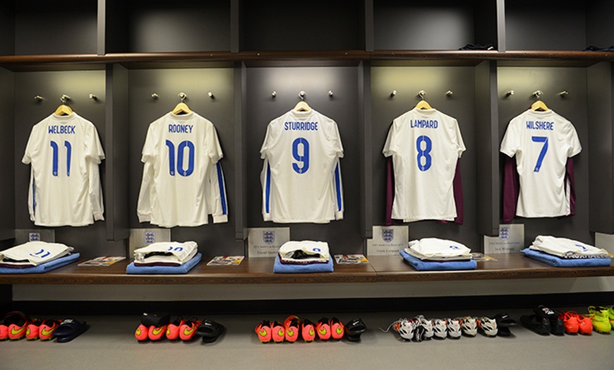 Image 2: Wembley Stadium Tour