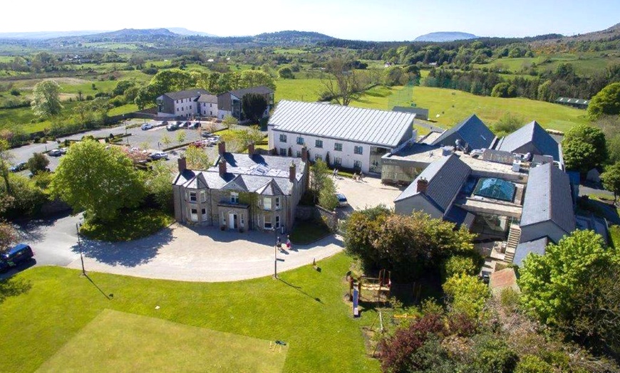 Image 2: Sligo: 4* Double Room Stay with Breakfast, Spa Treatment, & Prosecco