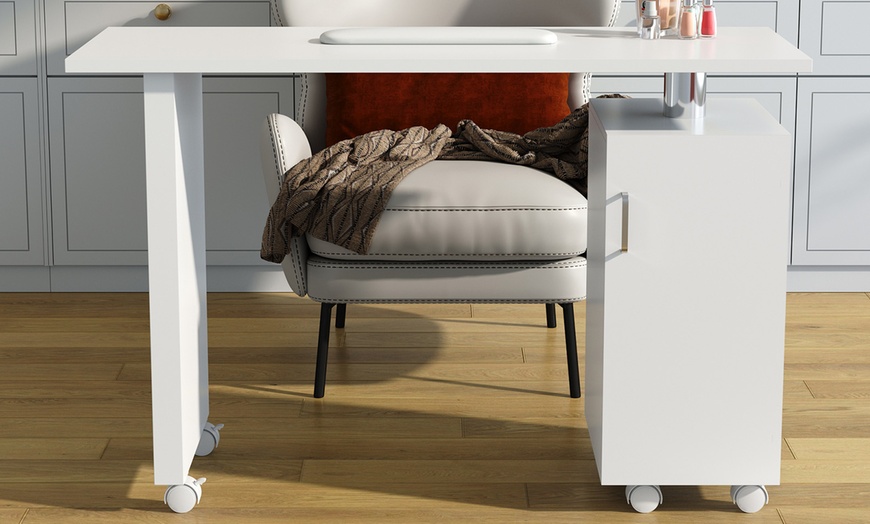 Image 1: Manicure Table with Ample Storage and Mobility