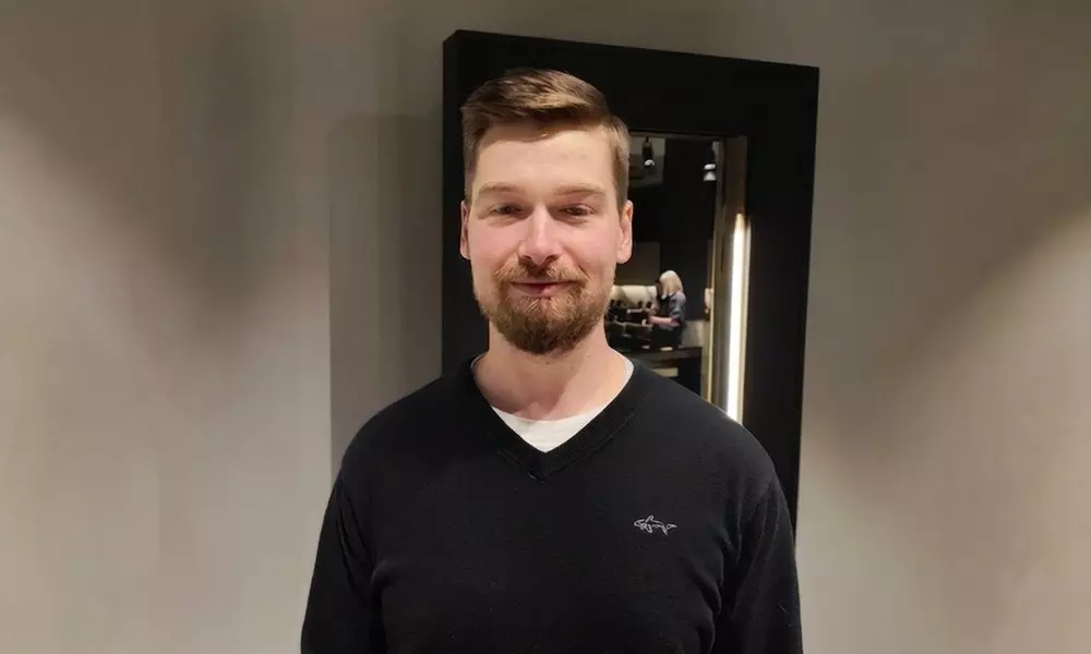 Men's or Women's Haircut with Shampoo, Blow-Dry and Styling