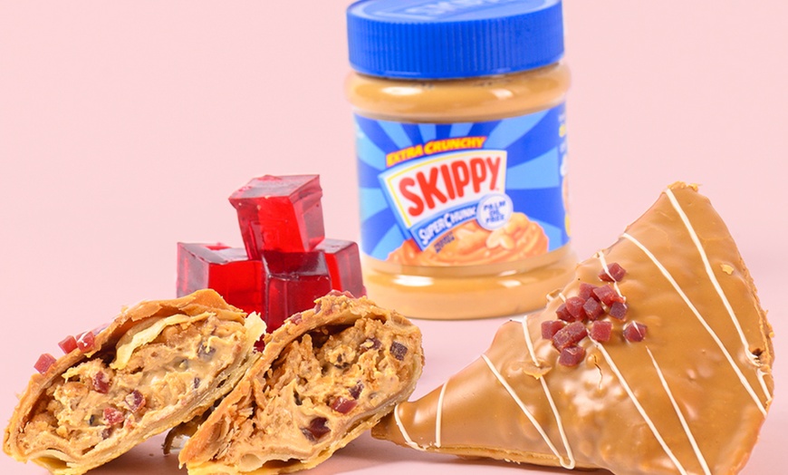 Image 11: Enjoy Handcrafted Delicious Samosas in Boxes of 4, 8, or 12