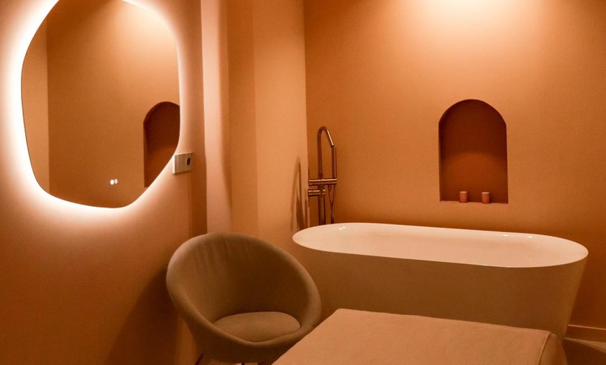 Image 8: Ritual head spa capilar de 60 o 90 minutos con bebida de cortesía