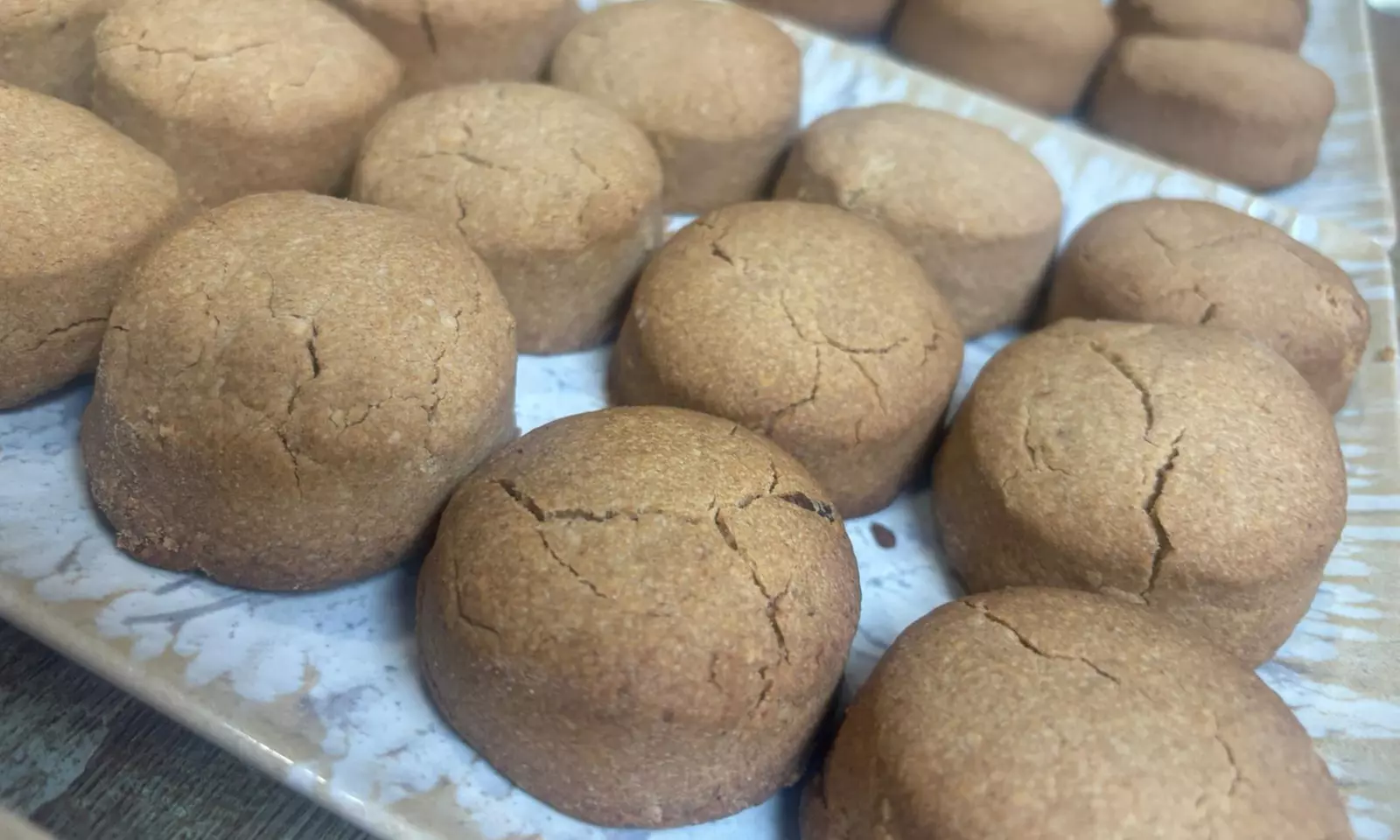 Menú de brunch para 2 o 4 con bebida fría y caliente, tosta y postre