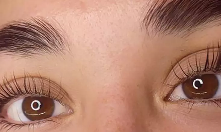 Lifting y tinte de pestañas, con laminado o henna de cejas