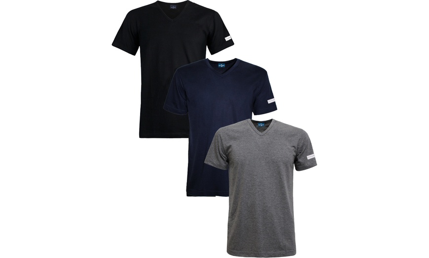 Image 12: Lot de 3 débardeurs, t-shirts à col rond ou à col V Navigare