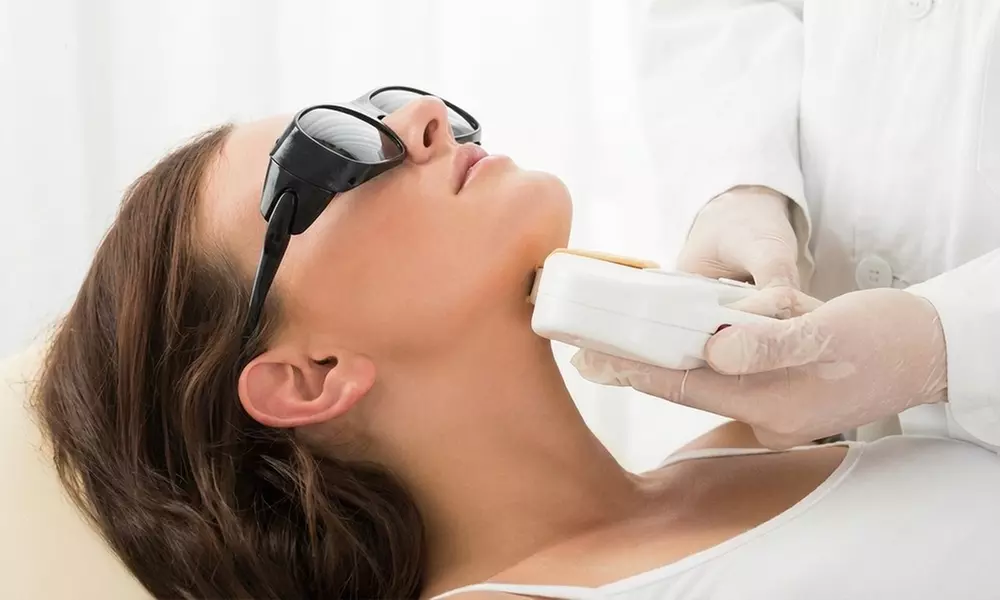 One Laser Hair Removal Sessions on Full Area or Underarms (Trial)