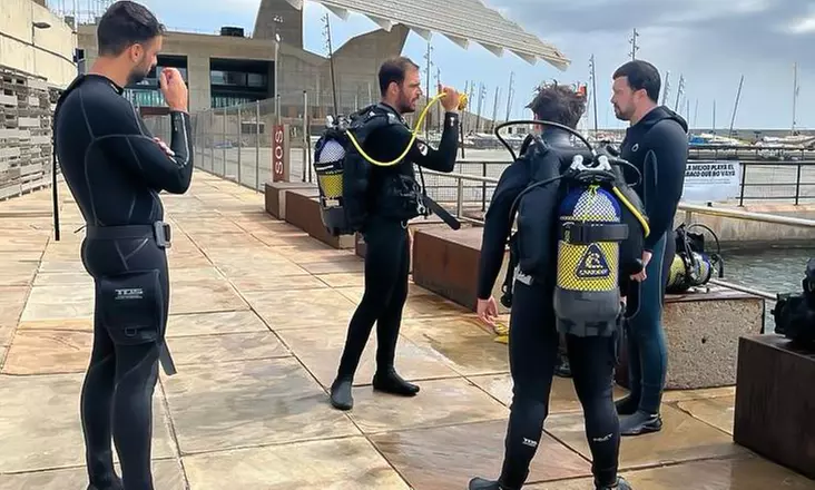Curso CMAS Star Diver (hasta 25 m) Open Water con certificación para 1