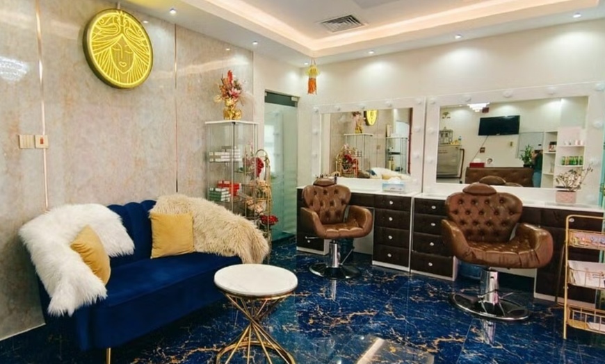 Image 4: Beauty Gift Voucher with AED 100, 200, or 400 on Premium Services