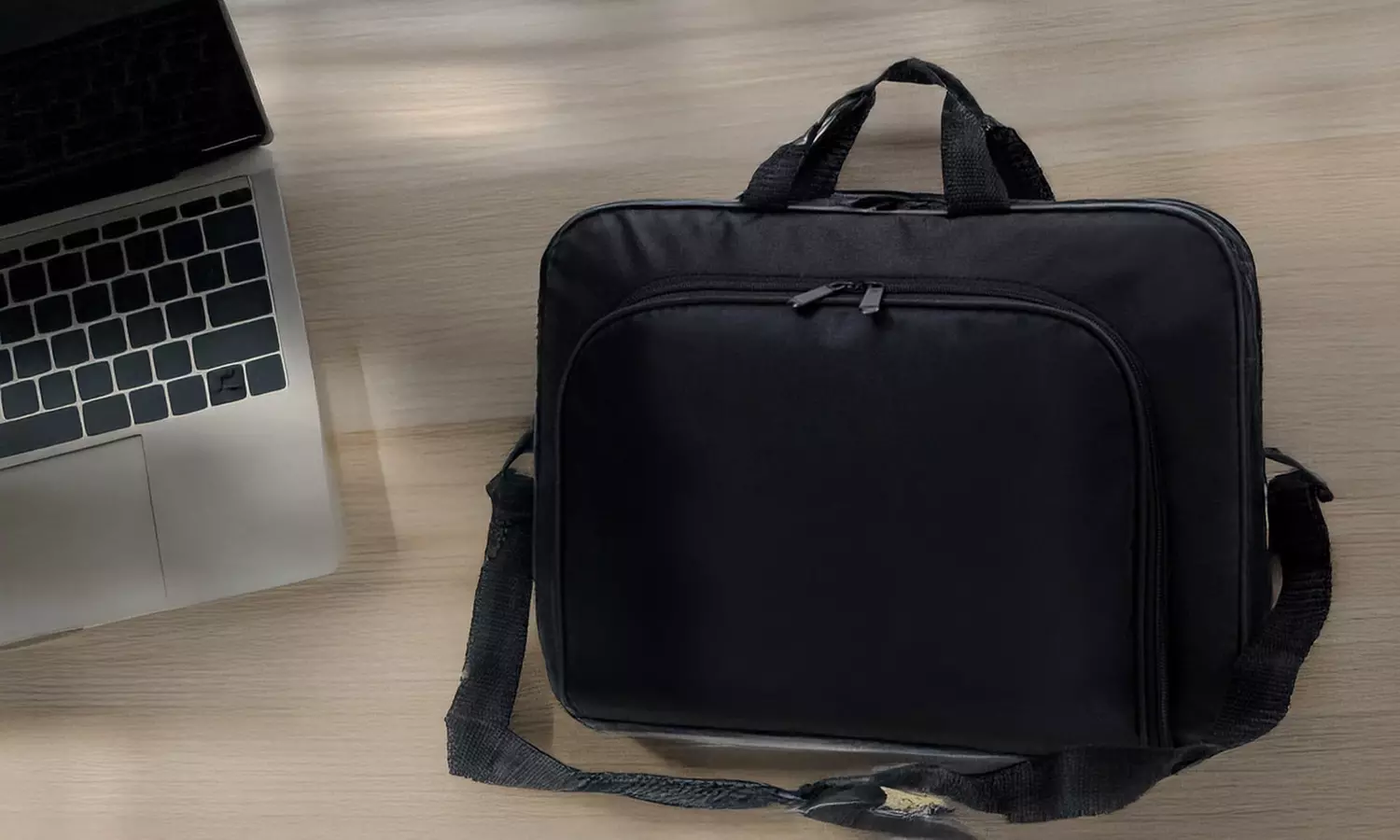 Classic Laptop Shoulder Messenger Bag Carrying Briefcase for Office Travel