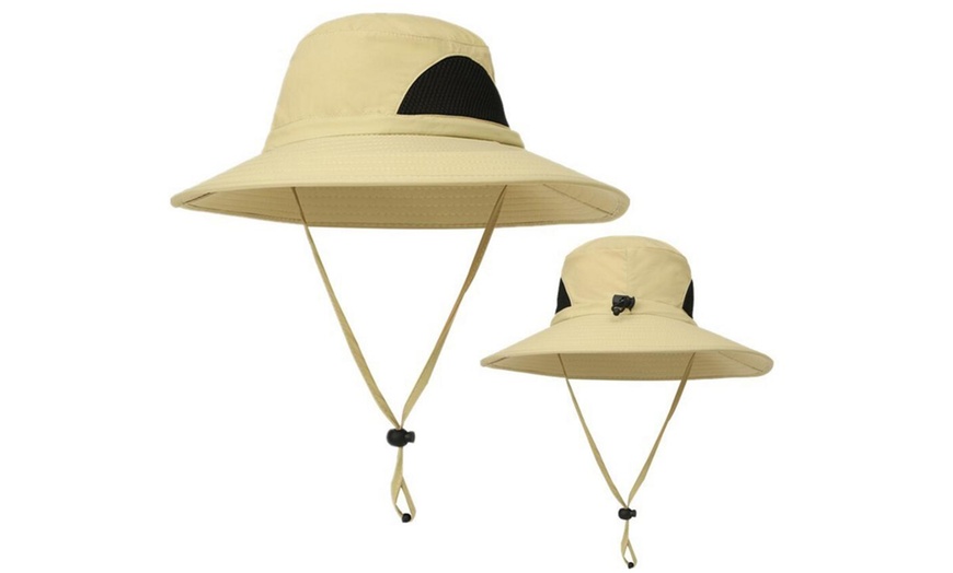 Image 5: Foldable Camping Hat