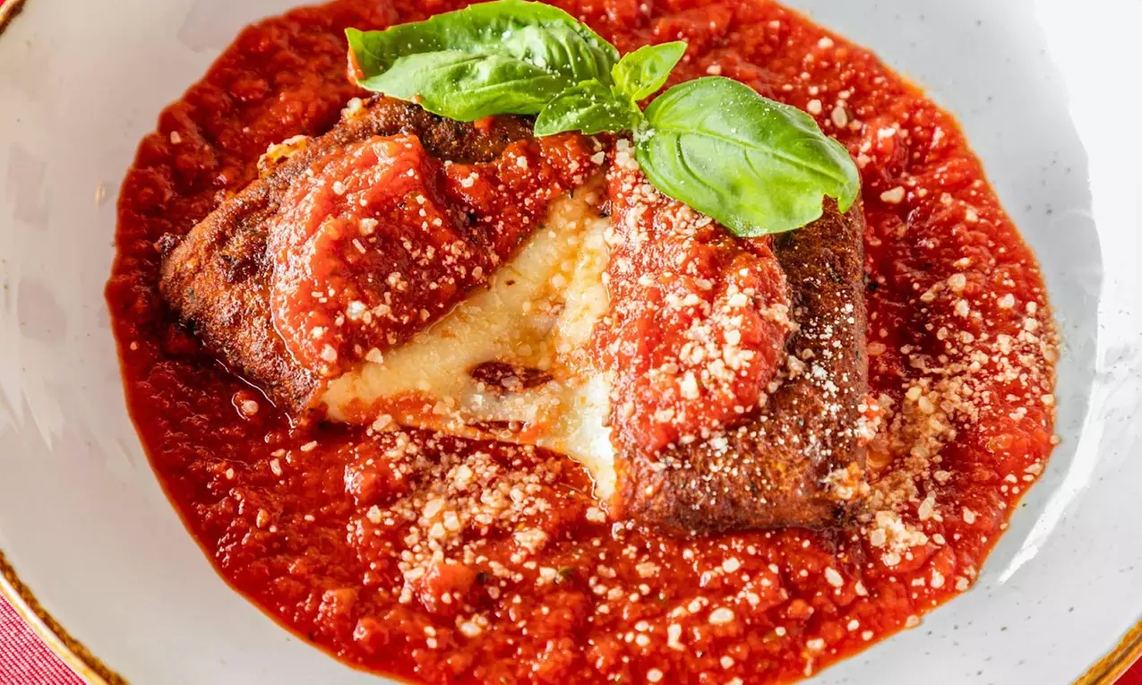 Ricci's Italian: Bottomless Brunch or Dinner for 2 or 4 with wine