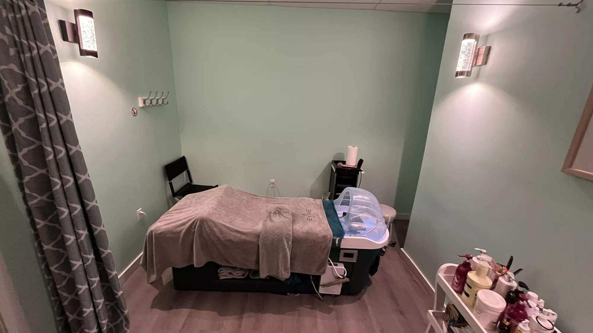 Relax with a 50- or 60-Minute Massage at EVIVE Spa - Springfield