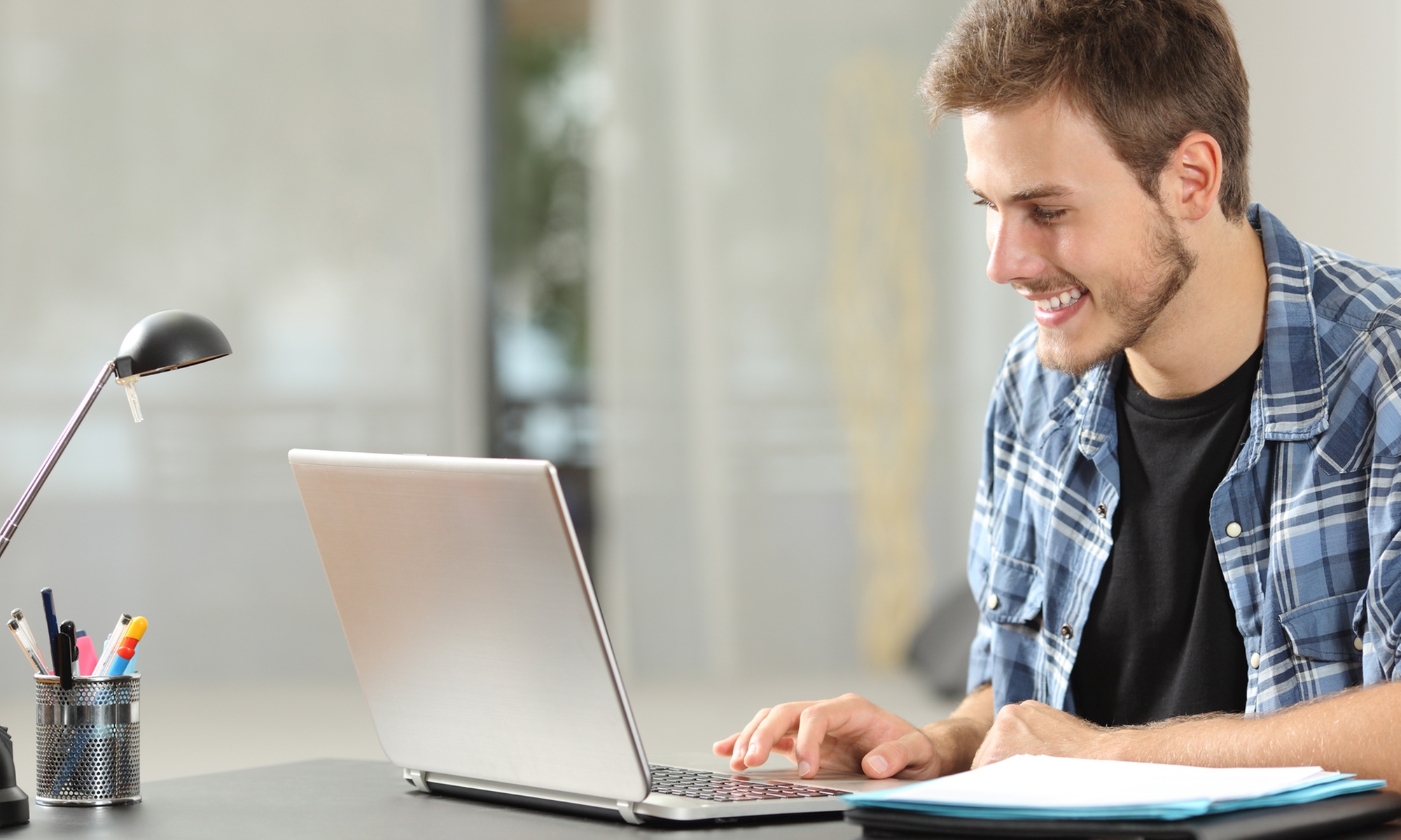 75-hour online real-estate licensing course with flexible options
