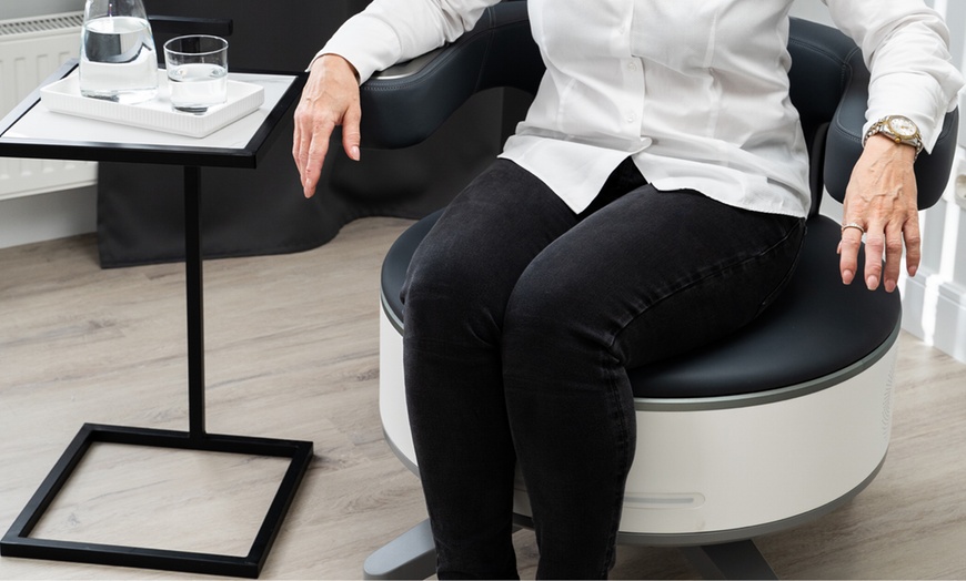 Image 2: 1, 2 oder 4x 30 Min. EMP Chair Pro Beckenbodentraining für 1 Person