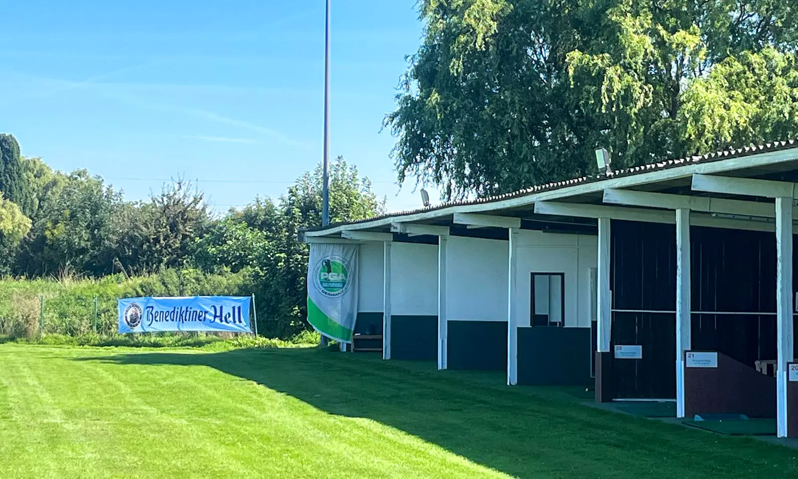 50 Min. Golfstunde mit Tageskarte inkl. Bällen für 1 bis 6 Personen