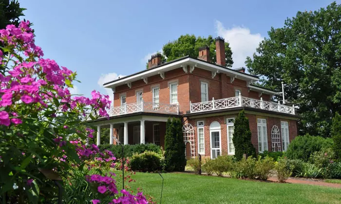 $27 for a Hickory Household Membership to The Dawes Arboretum for a Full Household ($50 Value) - Primary Image