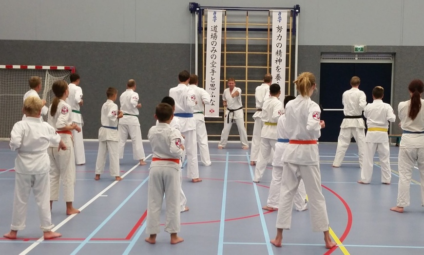 Image 7: Leer jezelf verdedigen met Kyokushin karate! Tot 67% korting