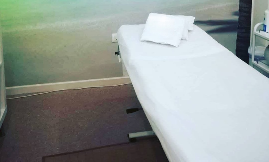 Image 5: Higiene facial con colágeno y diseño cejas