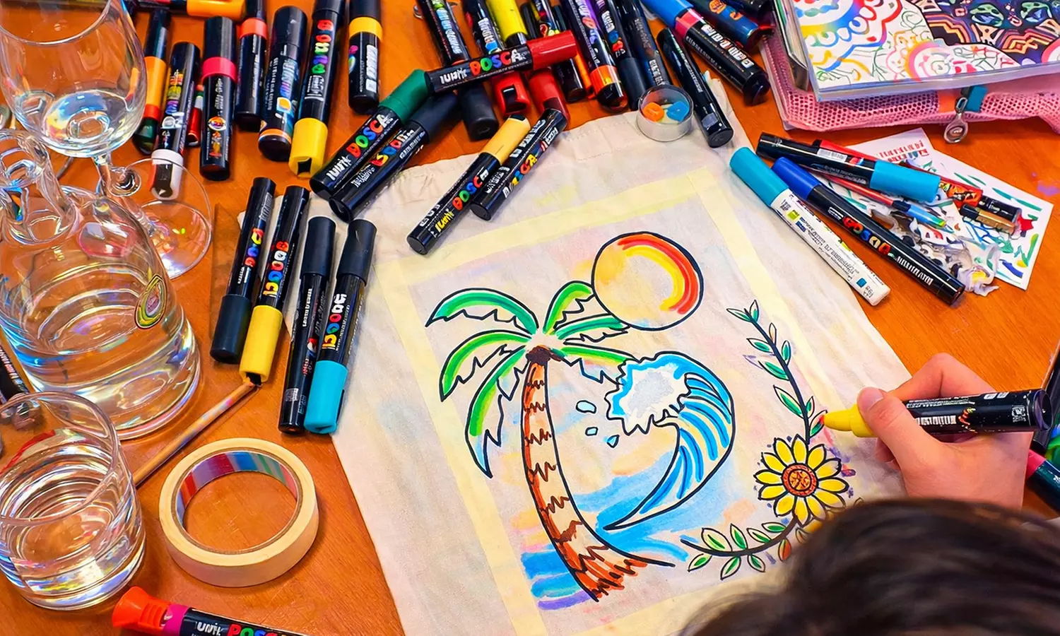 Taller "Crea tu totebag" o "Crea tu camiseta" de 90 minutos para 1 o 2