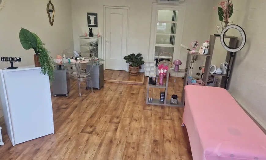 Image 2: Moments de détente avec modelages californiens et soins visage