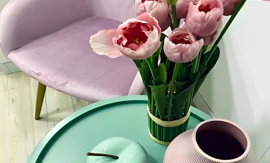 Image 9: 1 o 2 sesiones de exosomas con Dermapen en rostro completo para 1