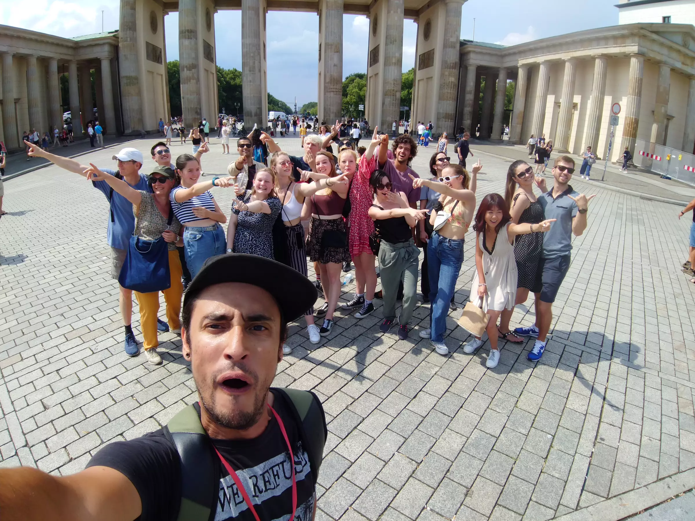 Walking Tour durch Berlin, Köln, Bonn oder Stuttgart für 1 - 6 Pers.