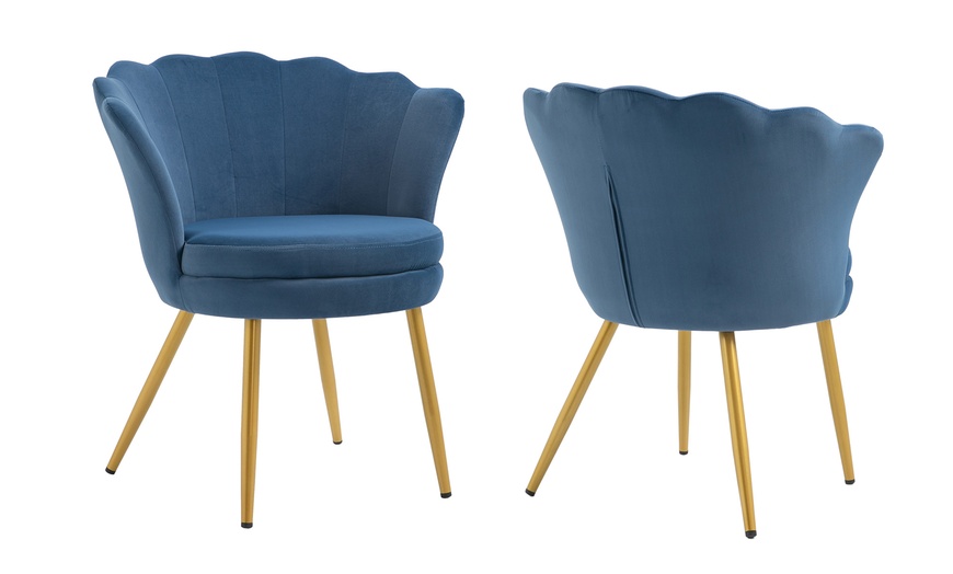 Image 4: Fauteuil design Maddina avec pieds dorés