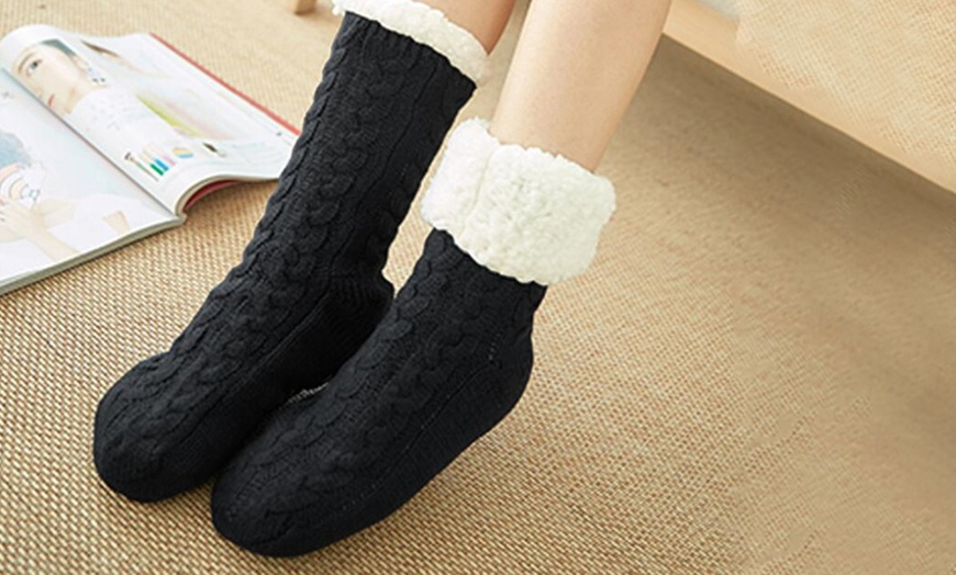 Image 5: Fleece Lined Socks
