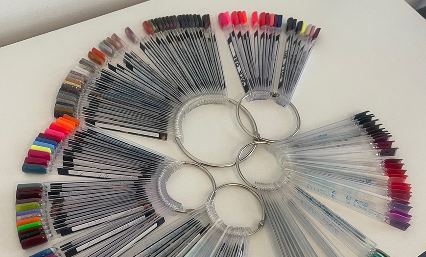 Image 6: Bis zu 44% Rabatt auf den Maniküre-Pediküre bei Beauty bar Dream